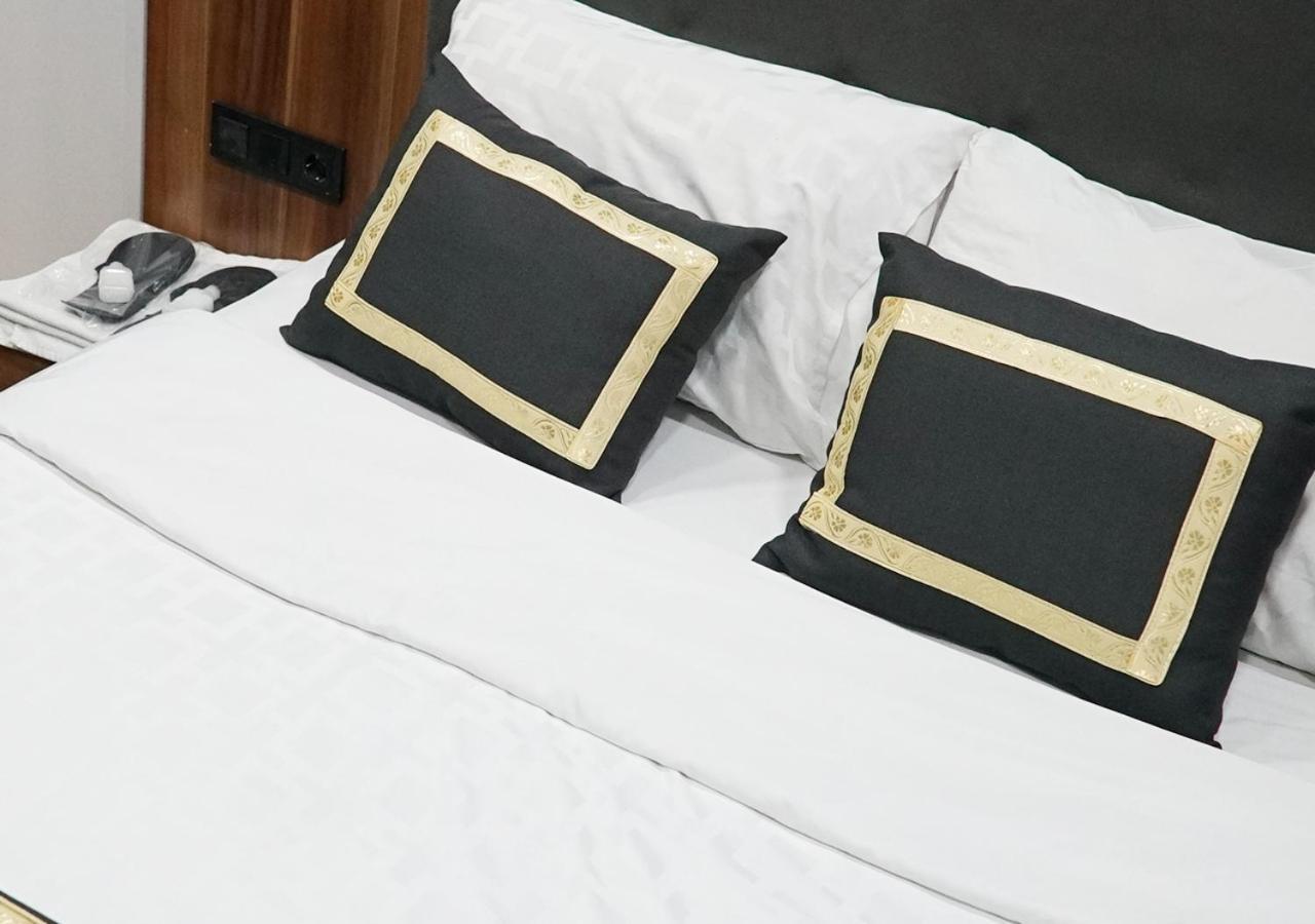 Ottoman Istanbul Airport Otel Bagian luar foto